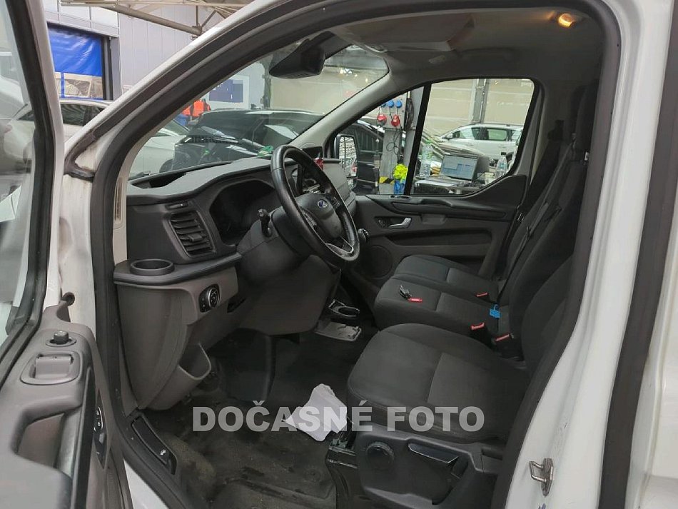 Ford Transit Custom 2.0TDCi Trend L2H1 6míst