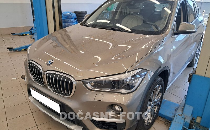 BMW X1 1.5 i 