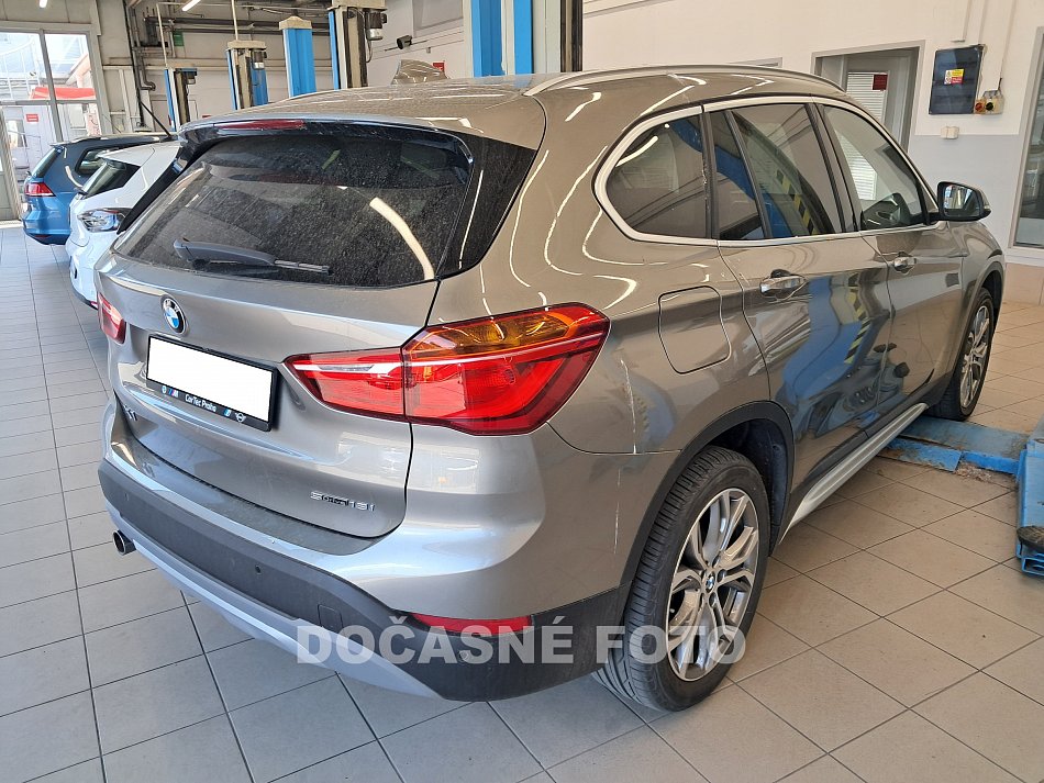 BMW X1 1.5 i 