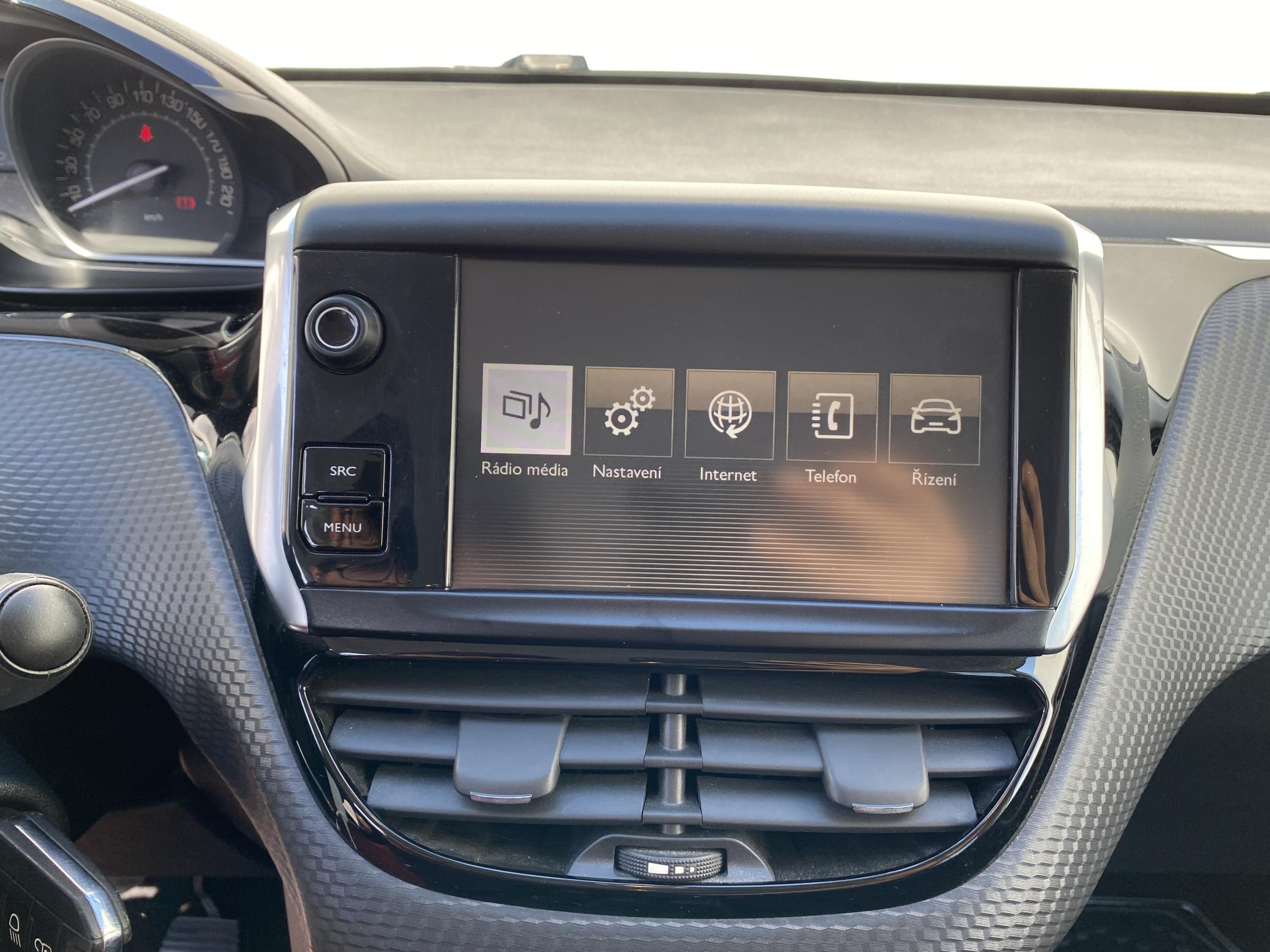 Peugeot 2008, 2016 - pohled č. 12