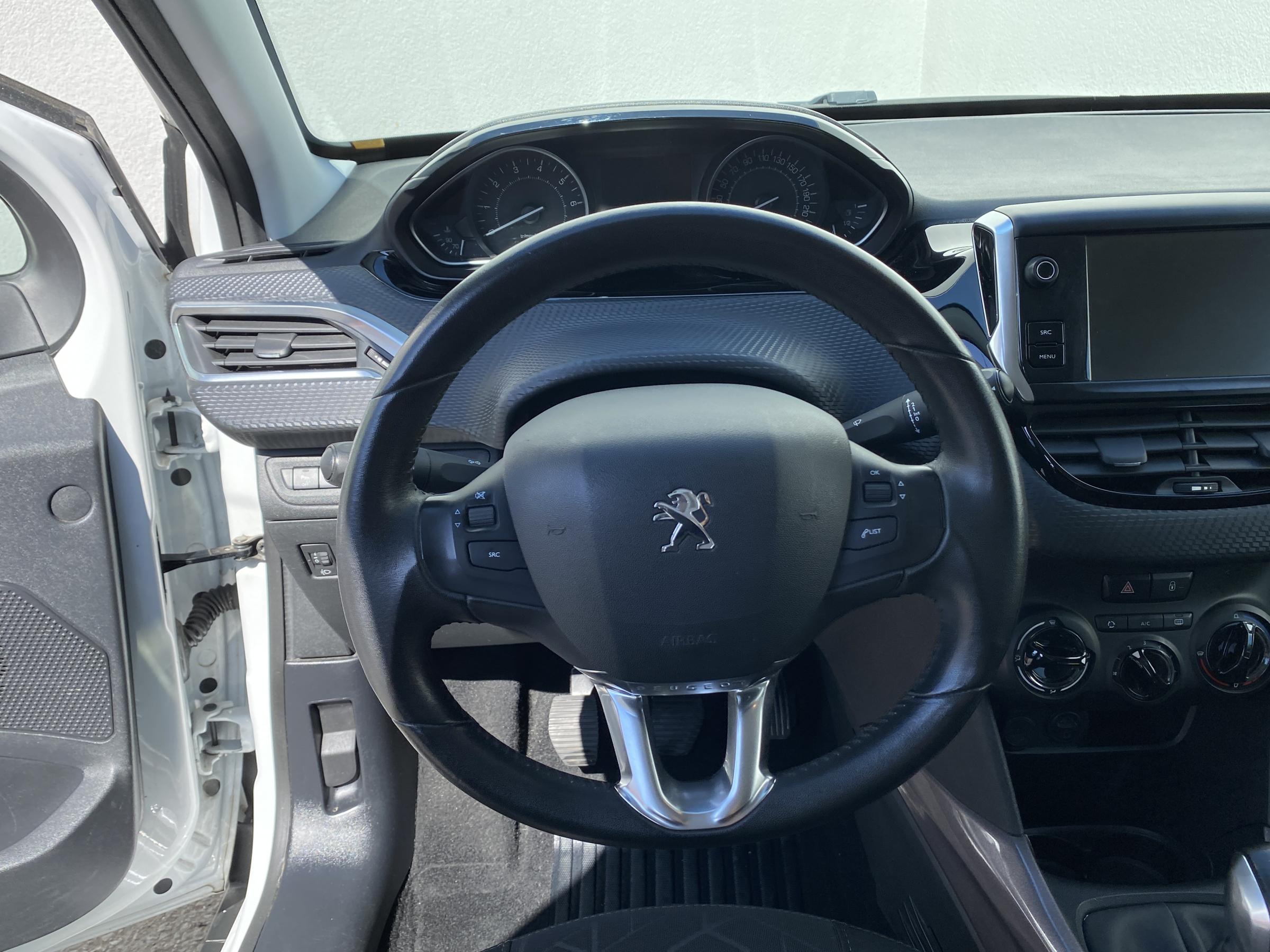 Peugeot 2008, 2016 - pohled č. 9