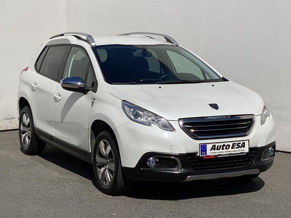 Peugeot 2008 1.2 PT Style
