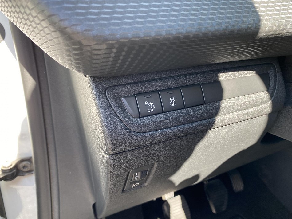 Peugeot 2008 1.2 PT Style