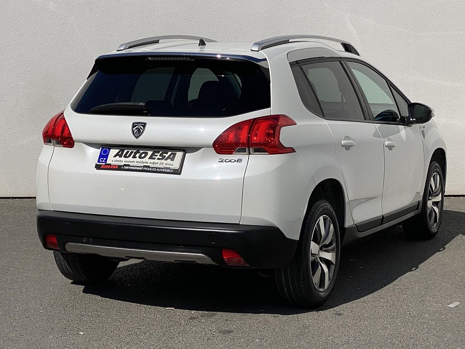 Peugeot 2008 1.2 PT Style