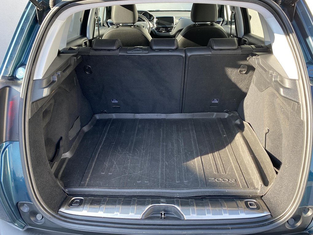 Peugeot 2008 1.2PT Allure