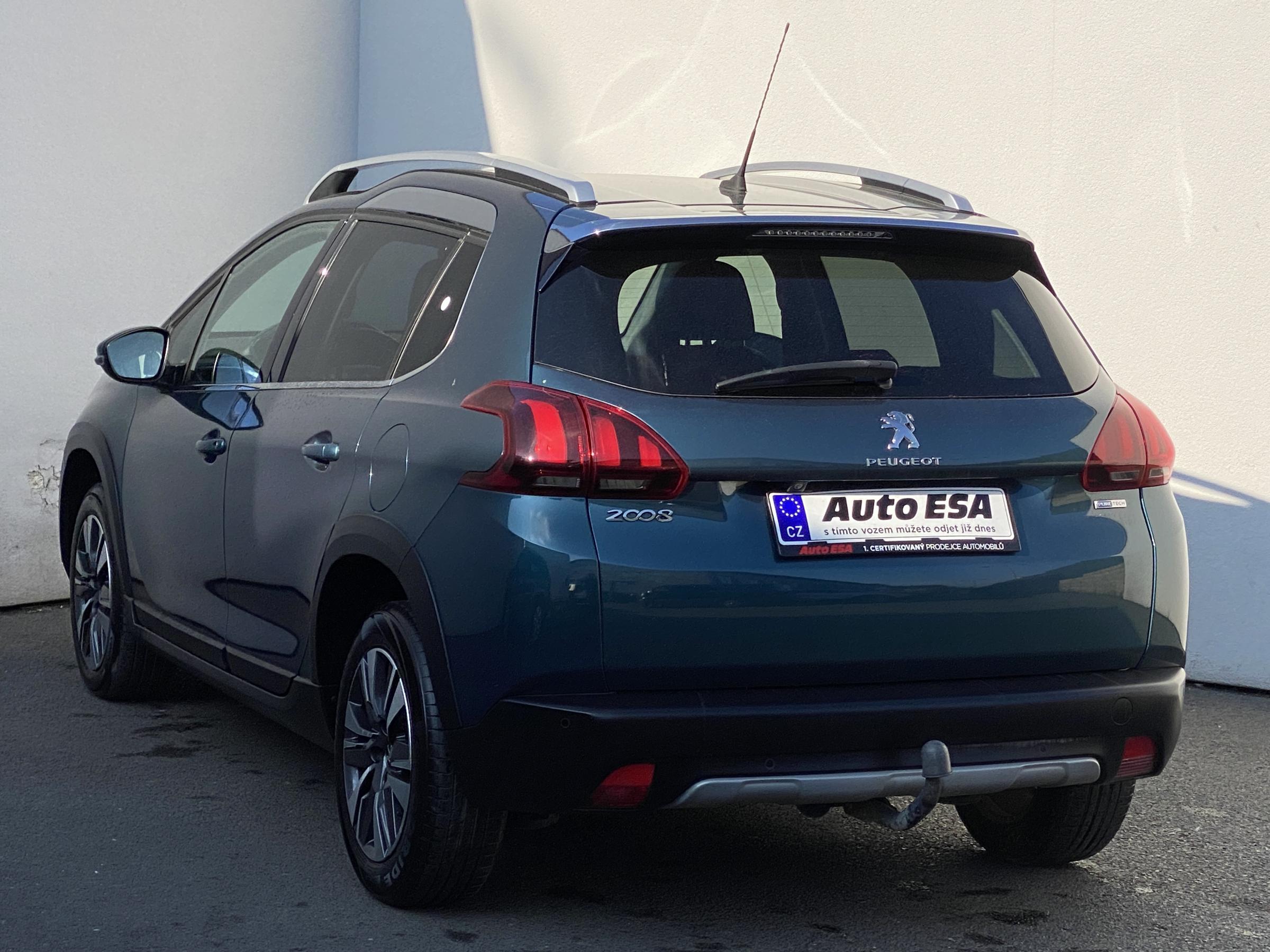 Peugeot 2008, 2016 - pohled č. 6