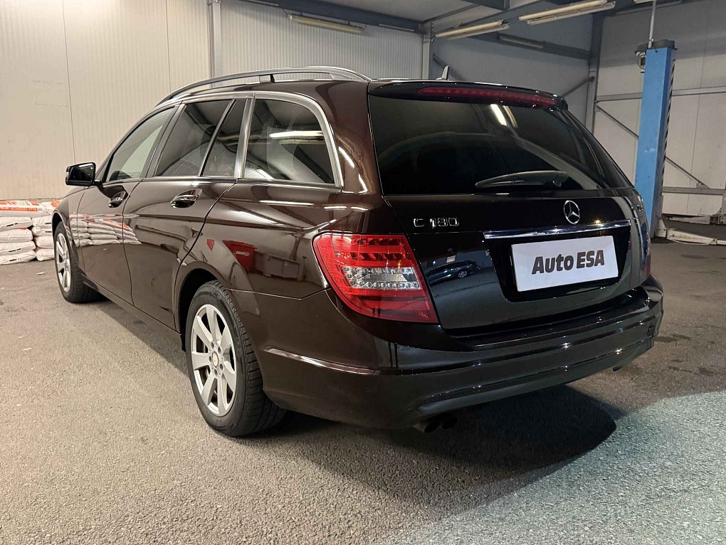 Mercedes-Benz Třída C 2.2 CDi 