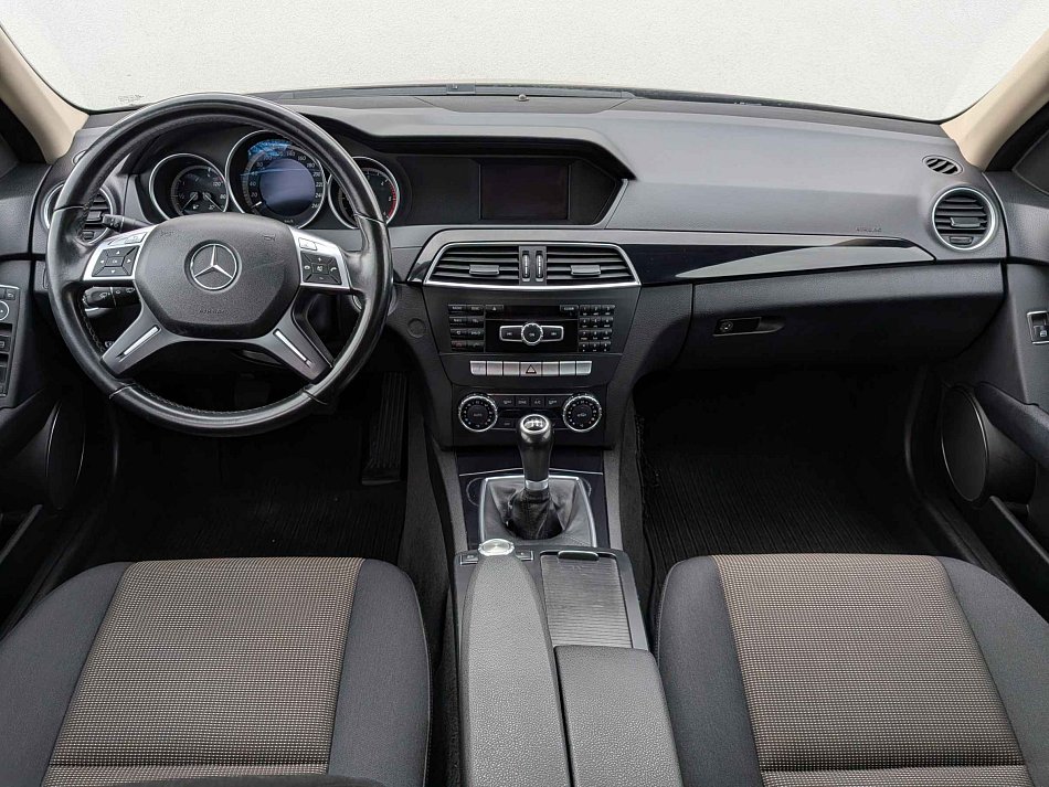 Mercedes-Benz Třída C 2.2 CDi  C 180