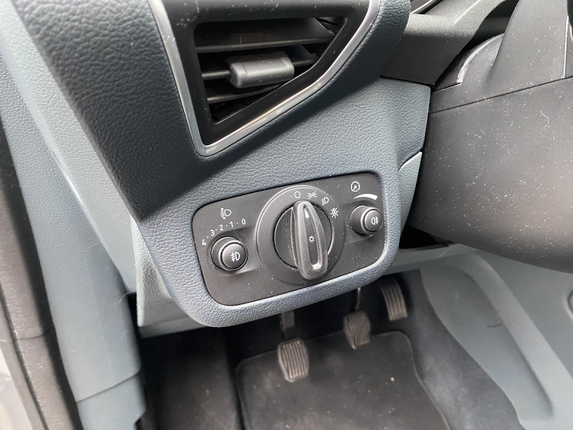 Ford C-MAX, 2012 - pohled č. 15