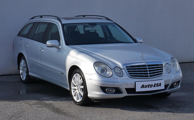 Mercedes-Benz Třída E 2.2CDi  E200