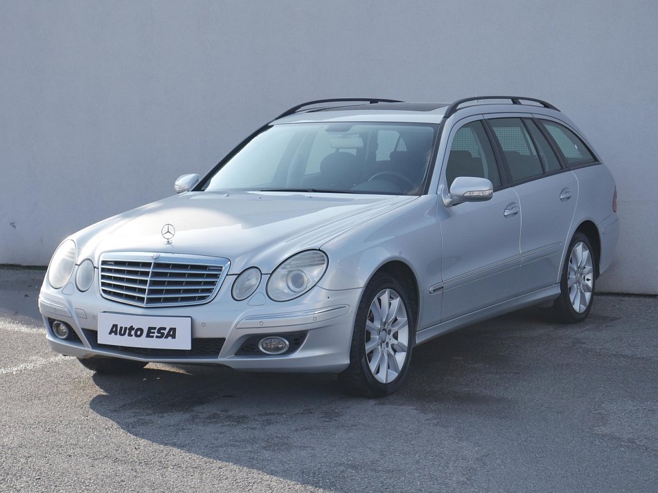 Mercedes-Benz Třída E 2.2CDi  E200