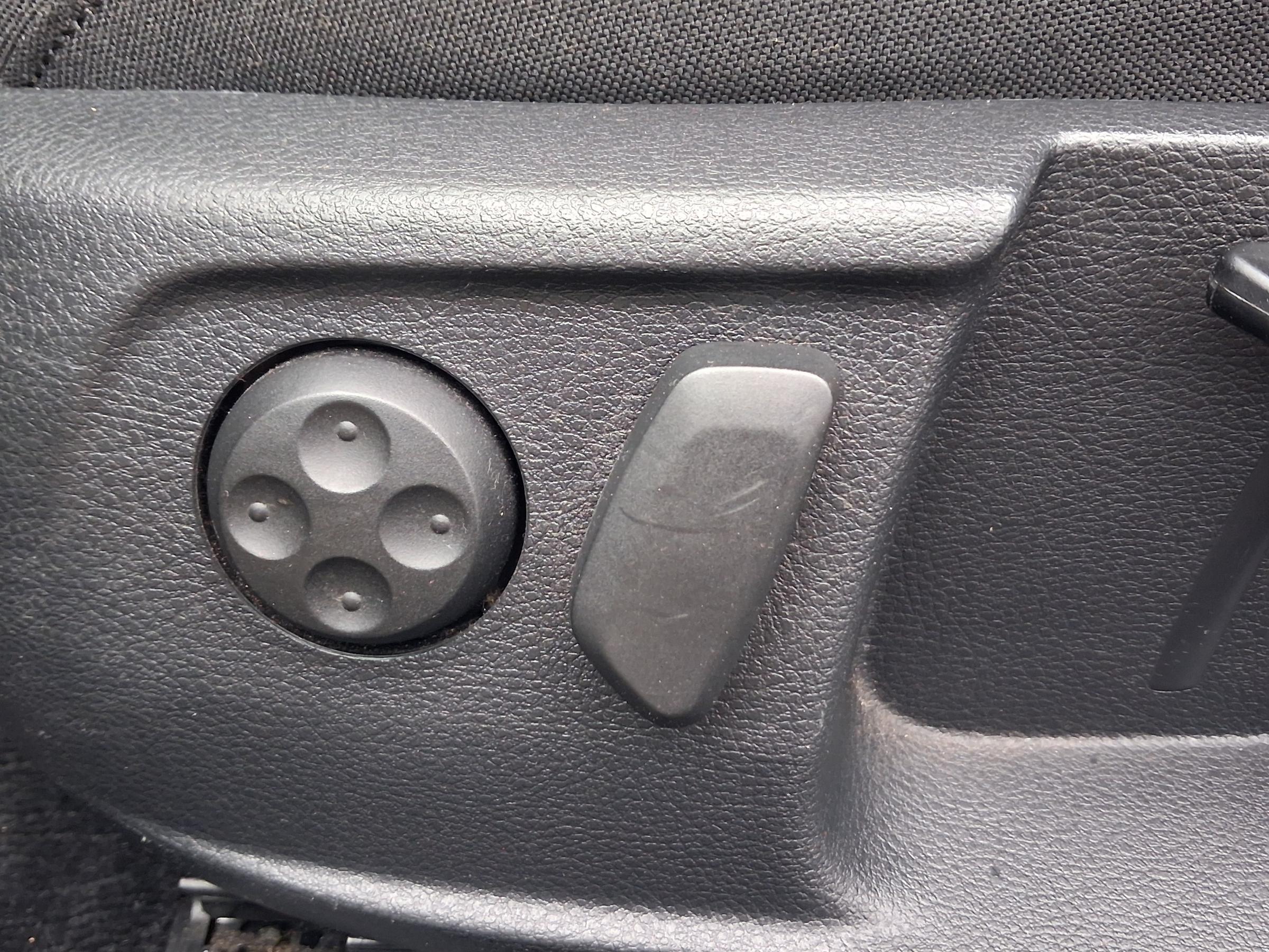 Volkswagen Passat, 2012 - pohled č. 12