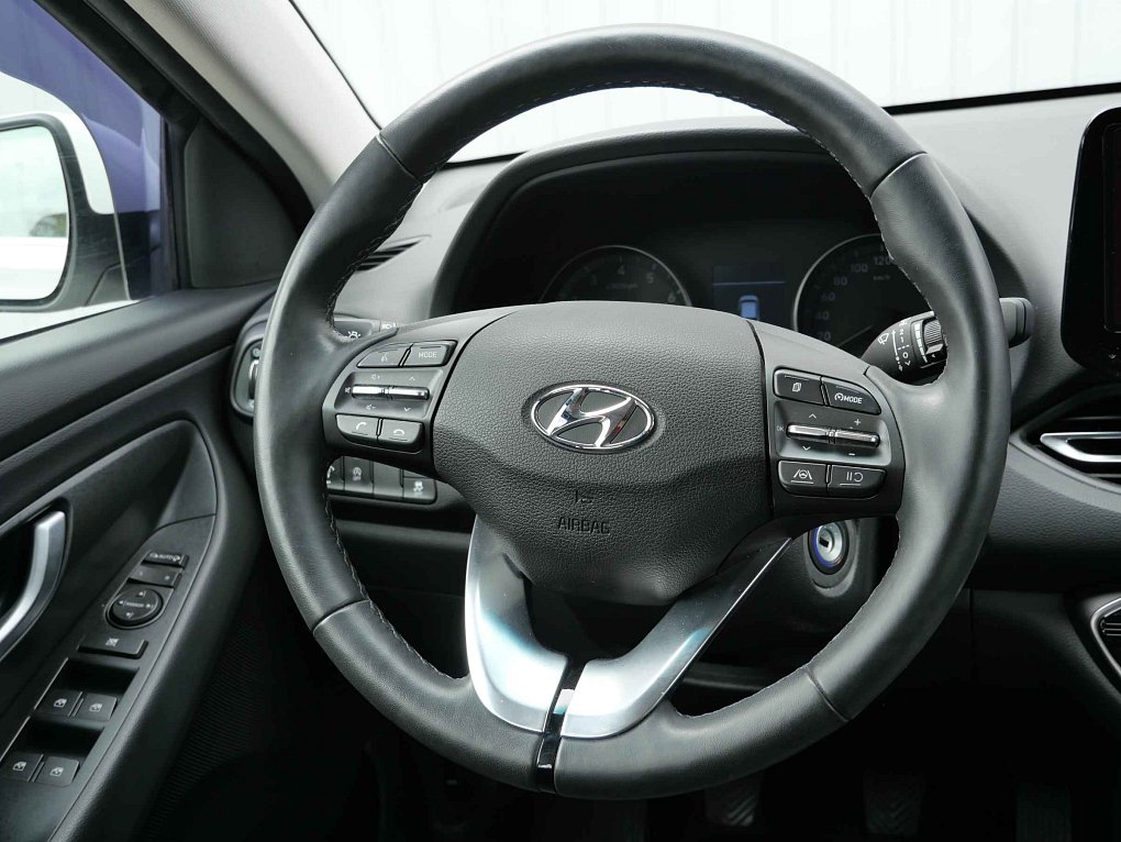 Hyundai I30 1.5 DPi Family