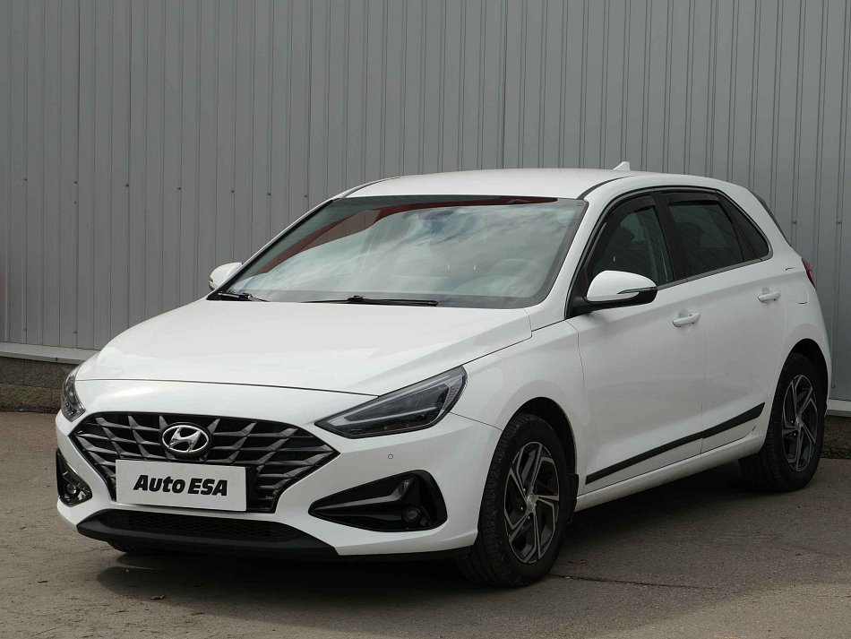 Hyundai I30 1.5 DPi Family