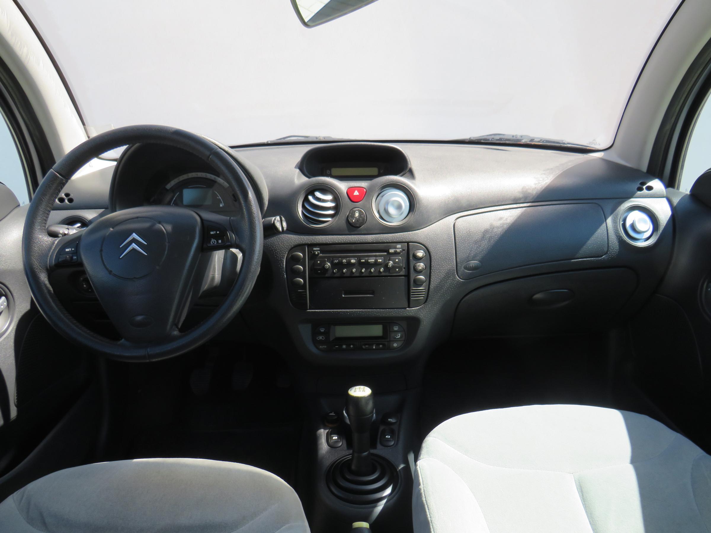 Citroën C3, 2003 - pohled č. 9