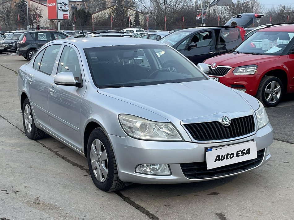 Škoda Octavia II 2.0 TDi Elegance