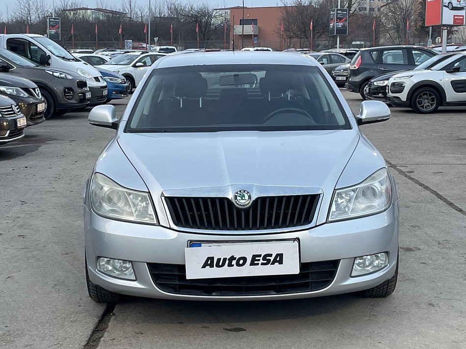 Škoda Octavia II 2.0 TDi Elegance
