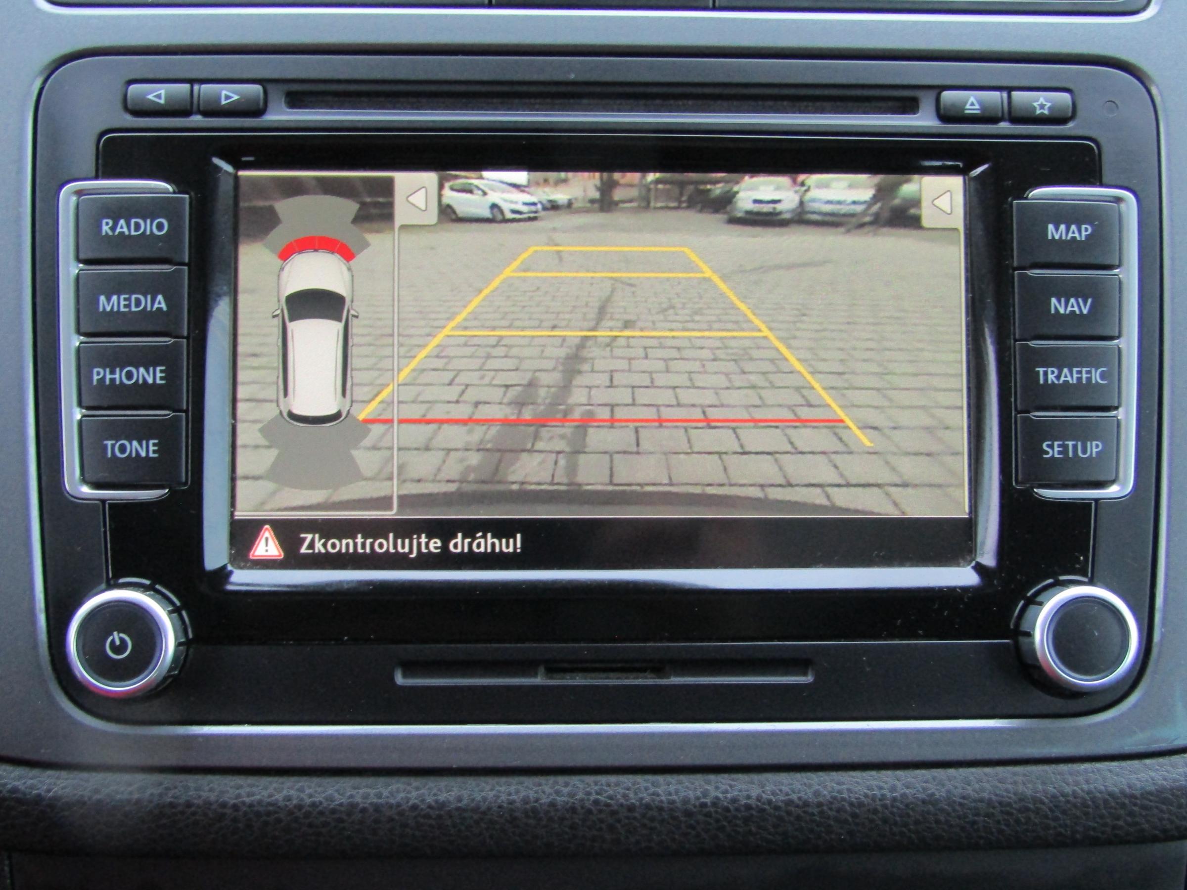 Volkswagen Tiguan, 2012 - pohled č. 15