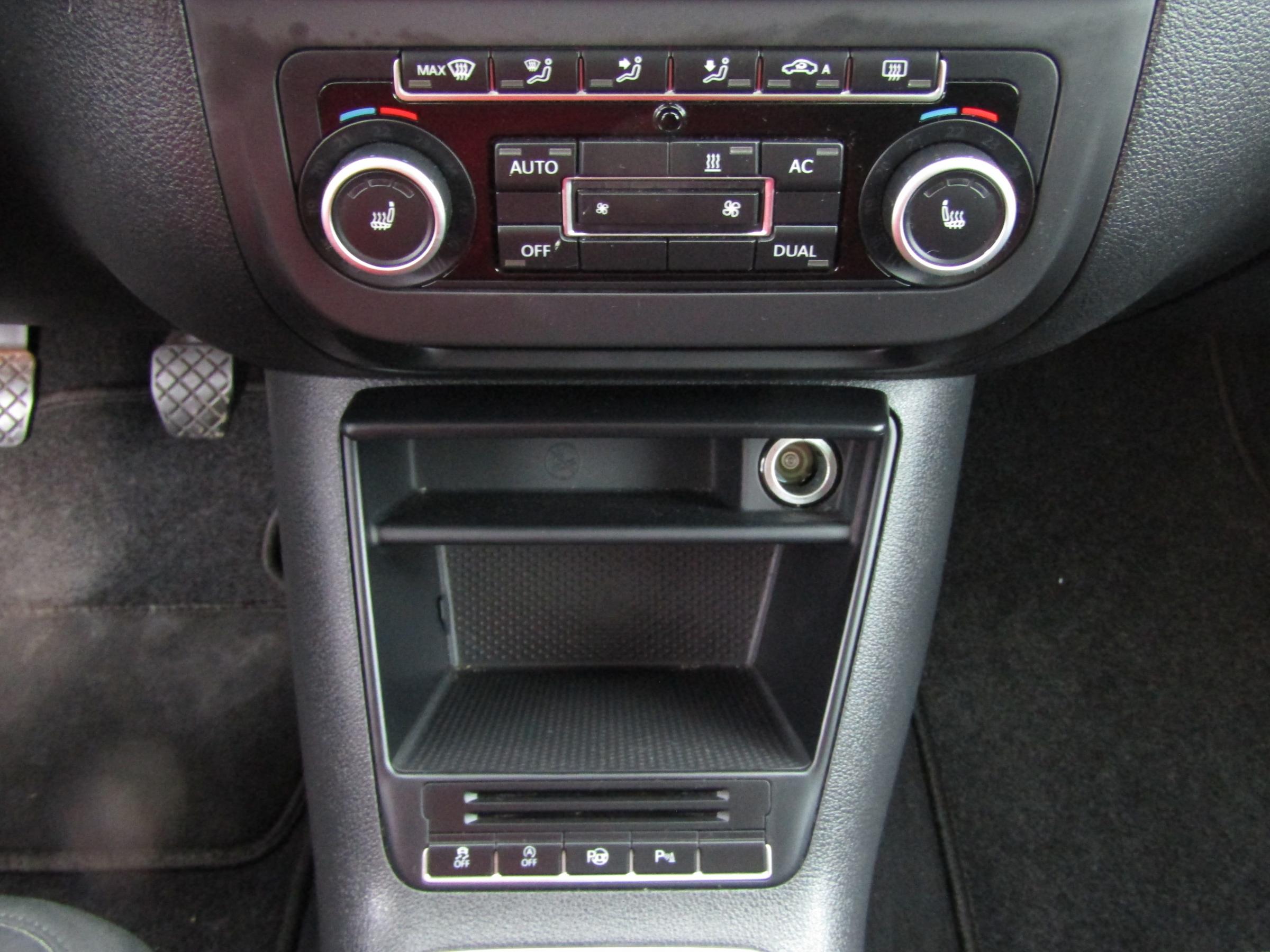 Volkswagen Tiguan, 2012 - pohled č. 16