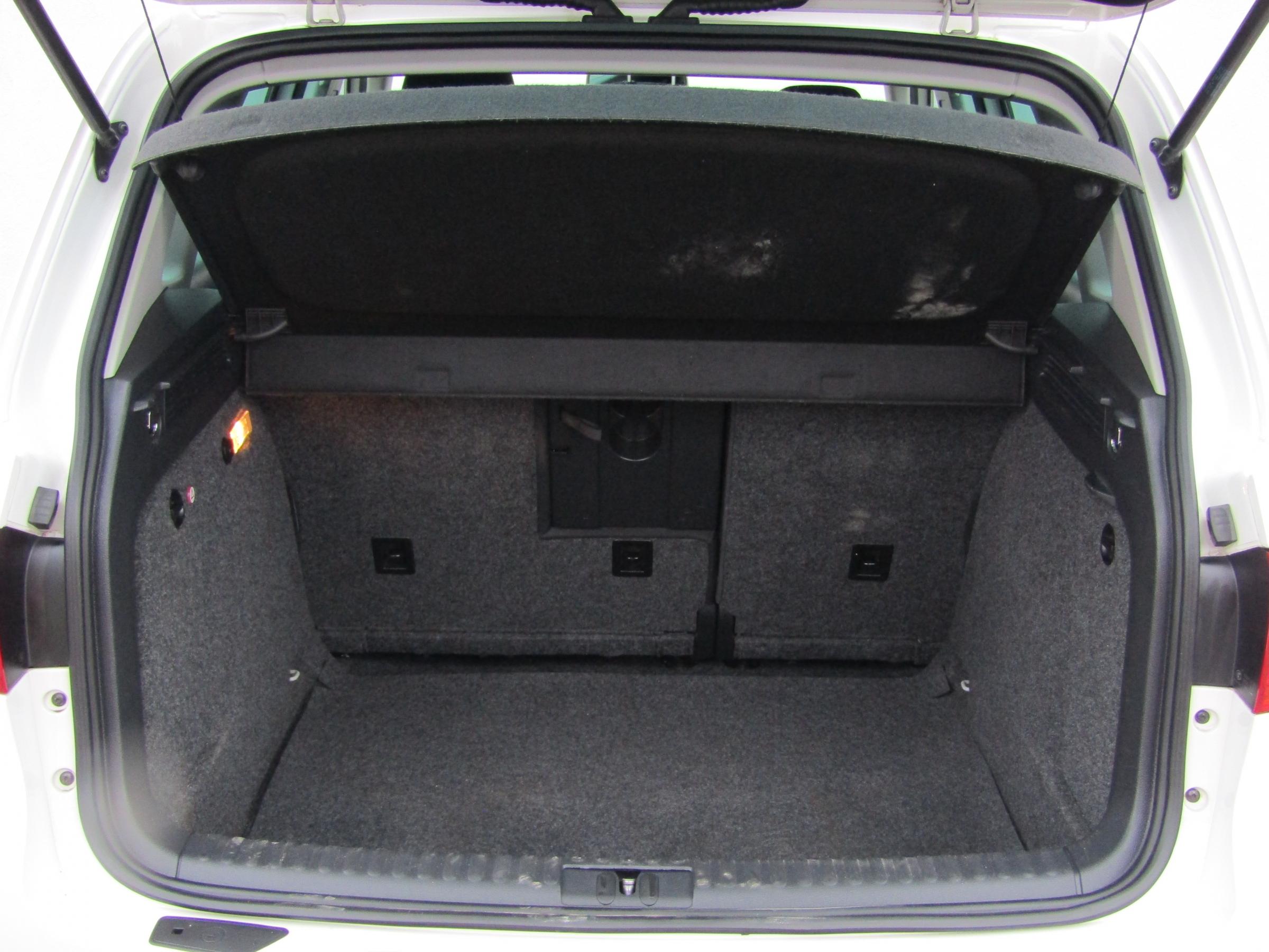 Volkswagen Tiguan, 2012 - pohled č. 7