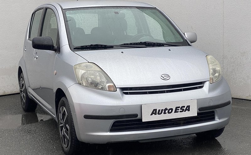 Daihatsu Sirion 1.0i 