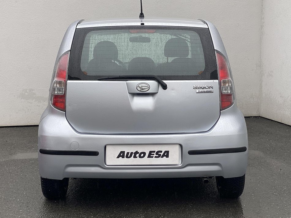 Daihatsu Sirion 1.0i 