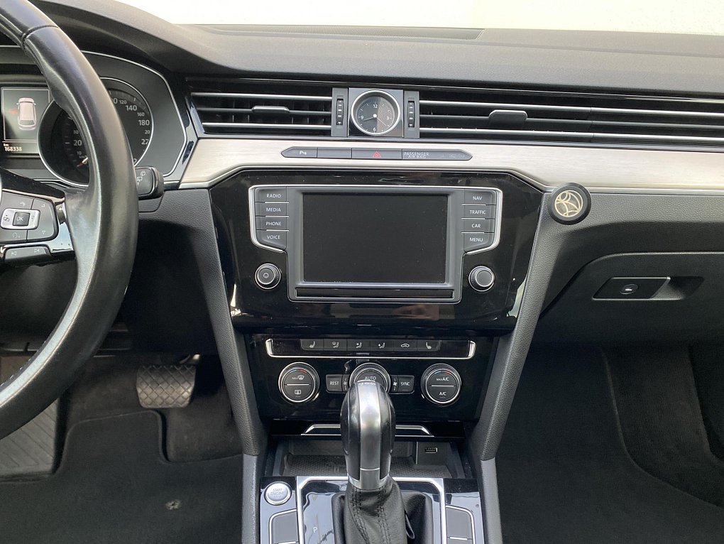 Volkswagen Passat 2.0 TDi Highline