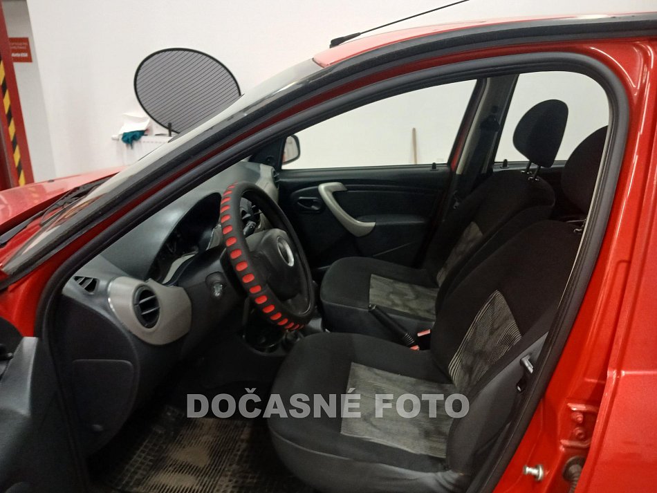 Dacia Sandero 1.2i 