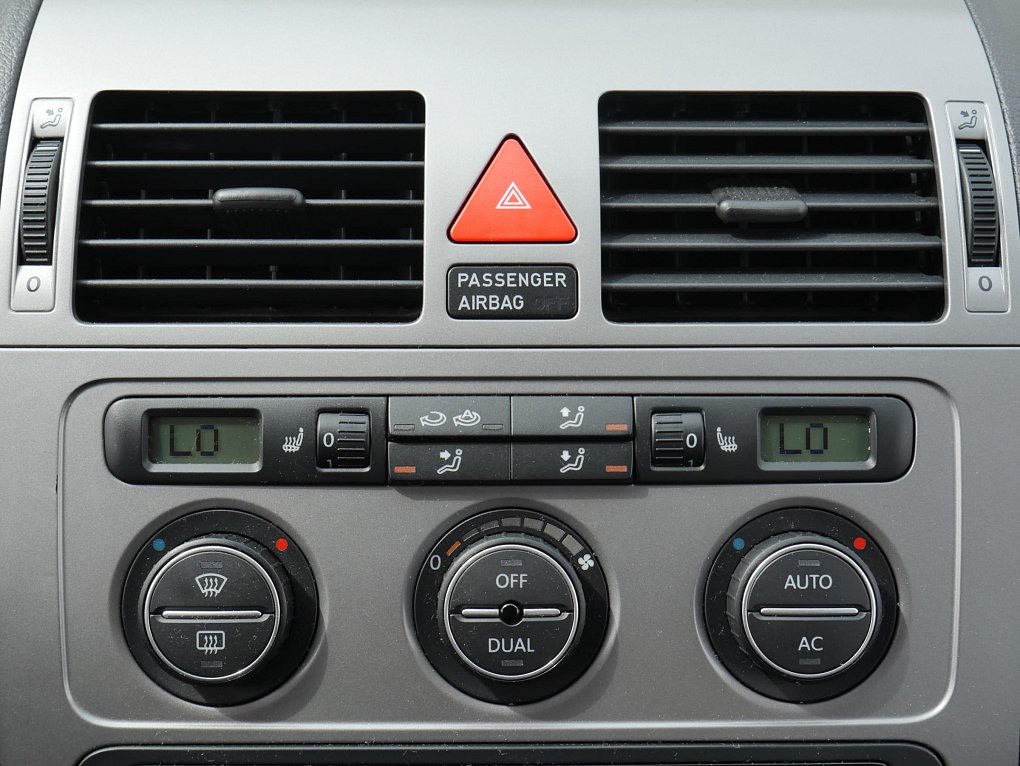 Volkswagen Touran 1.4 TSi 