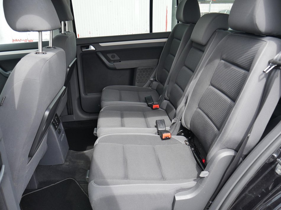 Volkswagen Touran 1.4 TSi 