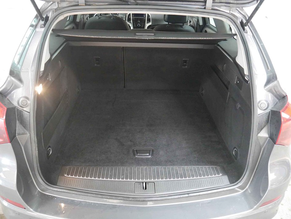 Opel Astra 2.0TDCi 