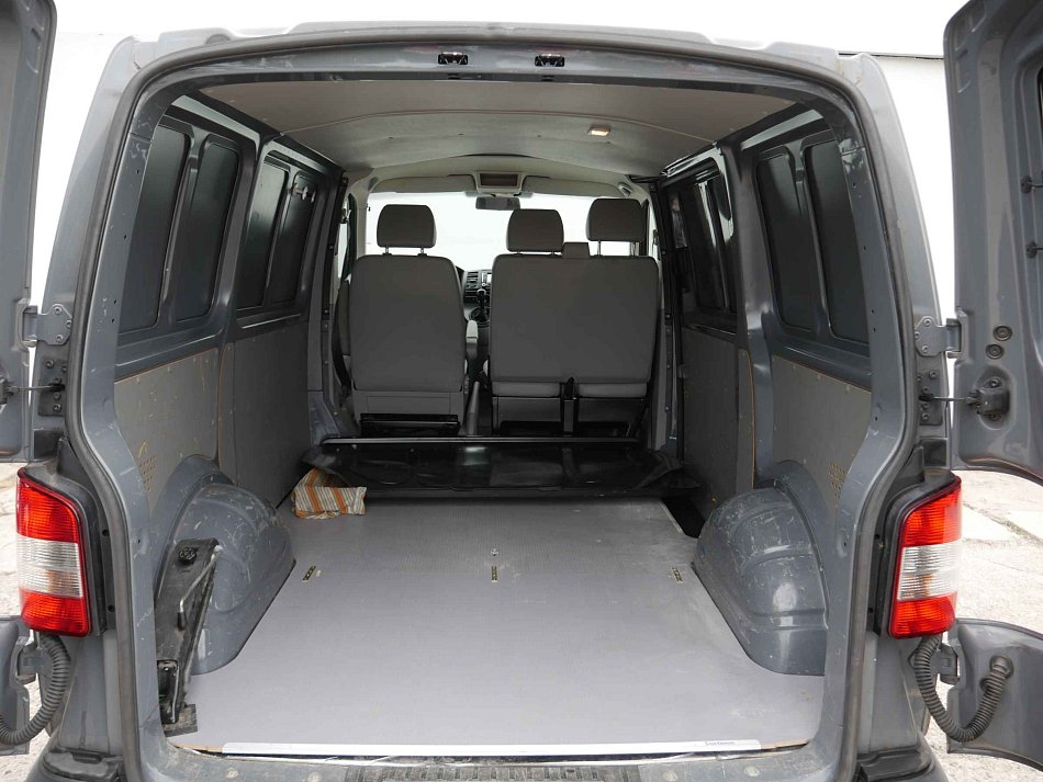 Volkswagen Transporter 2.0TDi  L1H1