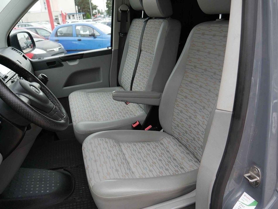 Volkswagen Transporter 2.0TDi  L1H1
