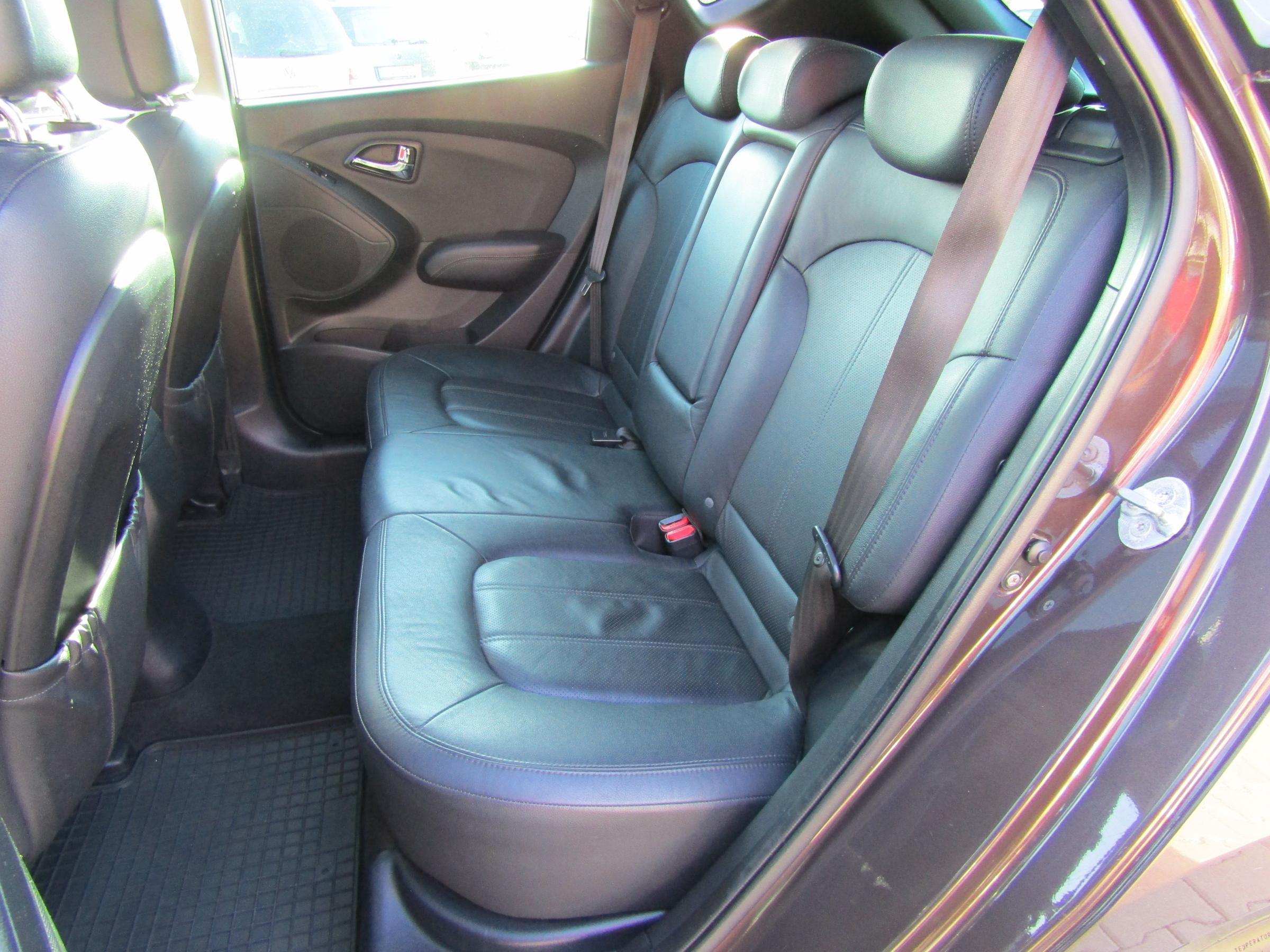 Hyundai ix35, 2011 - pohled č. 10