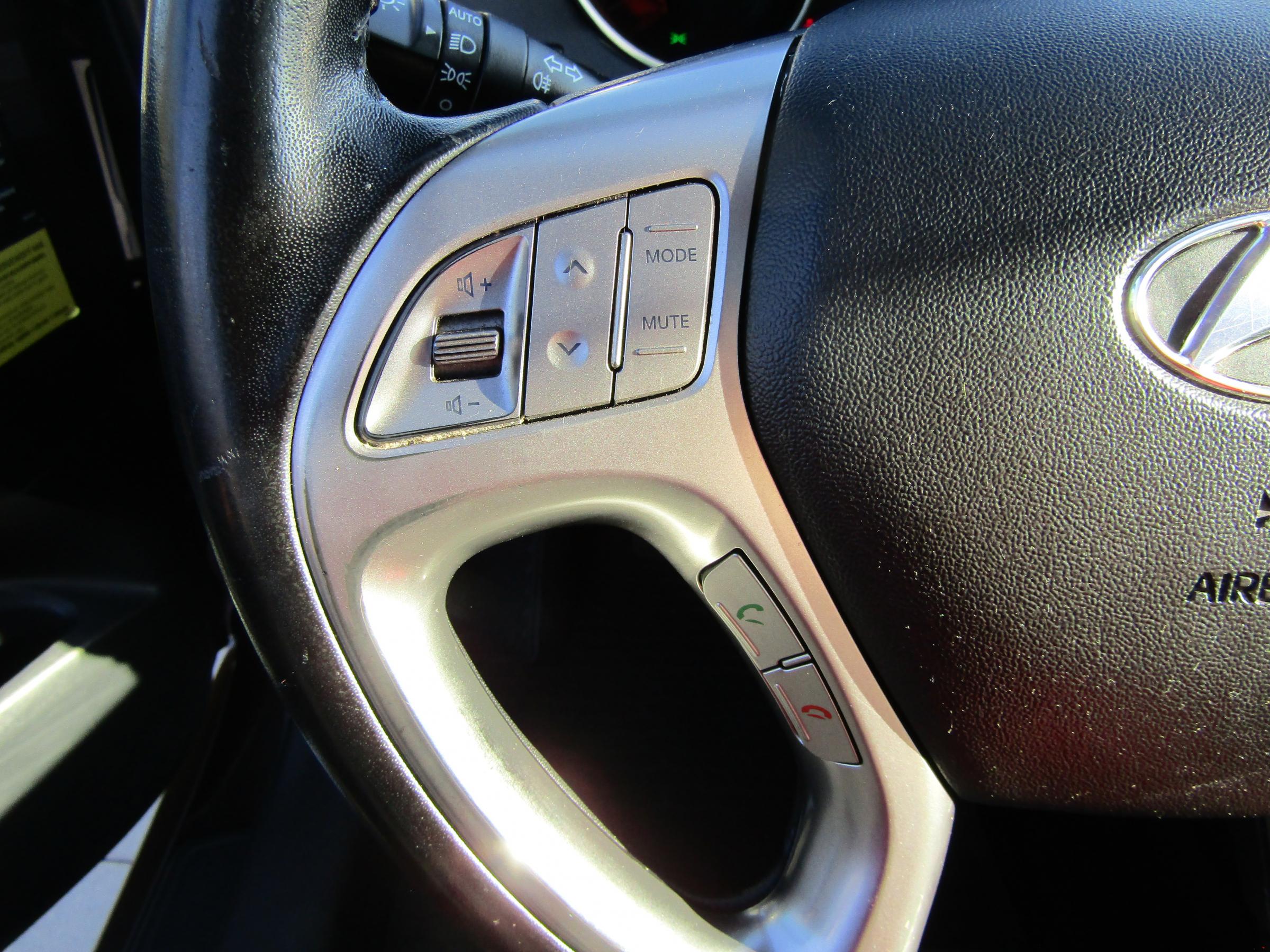 Hyundai ix35, 2011 - pohled č. 14