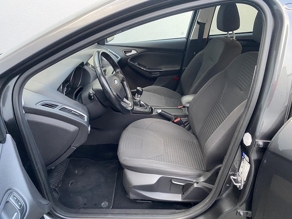 Ford Focus 1.5 EB Titanium