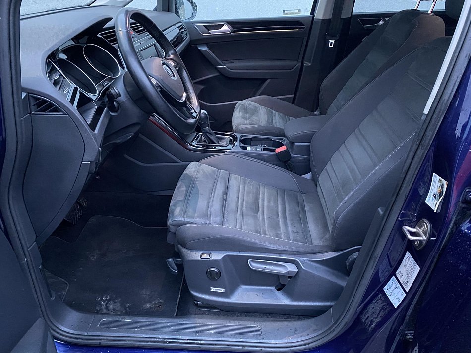 Volkswagen Touran 1.4TSi Highline