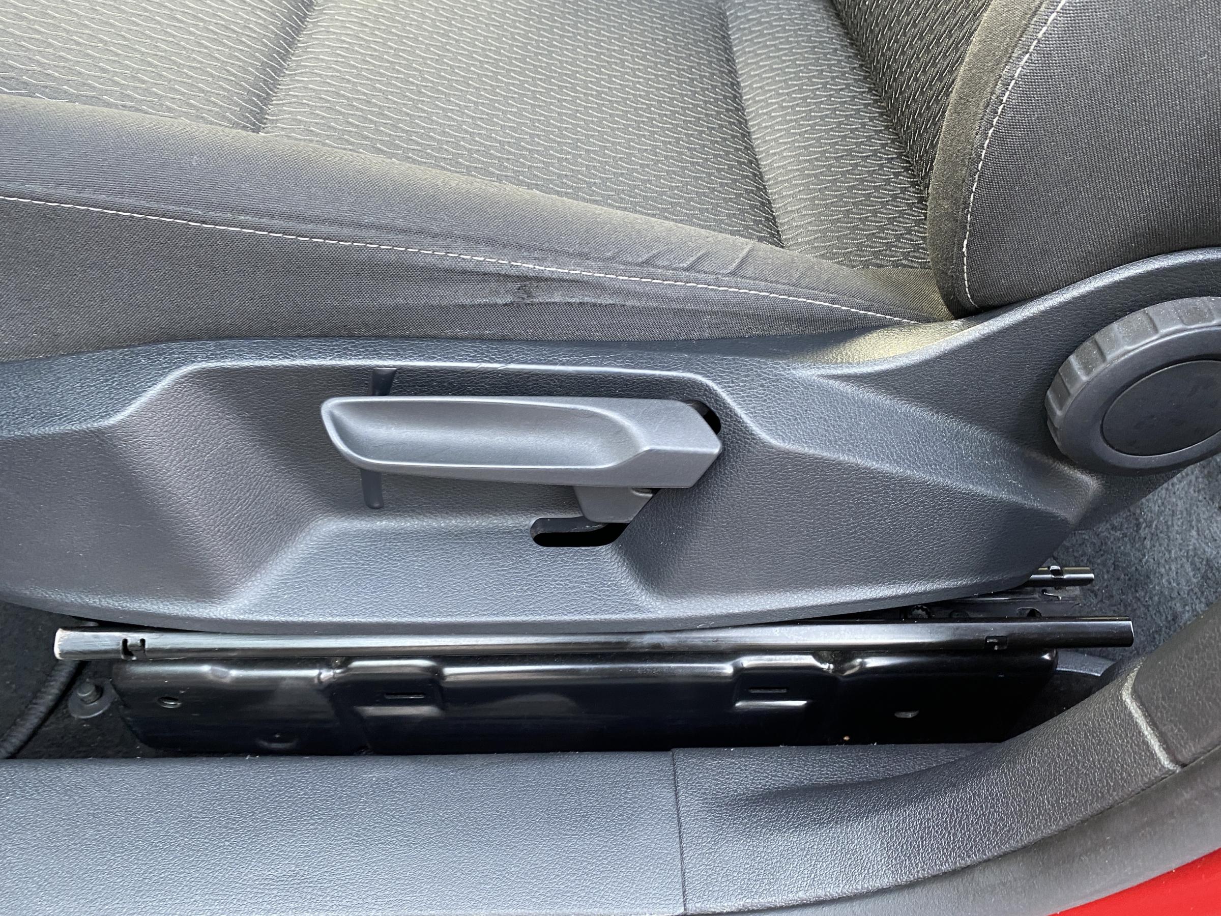 Volkswagen Caddy, 2016 - pohled č. 15