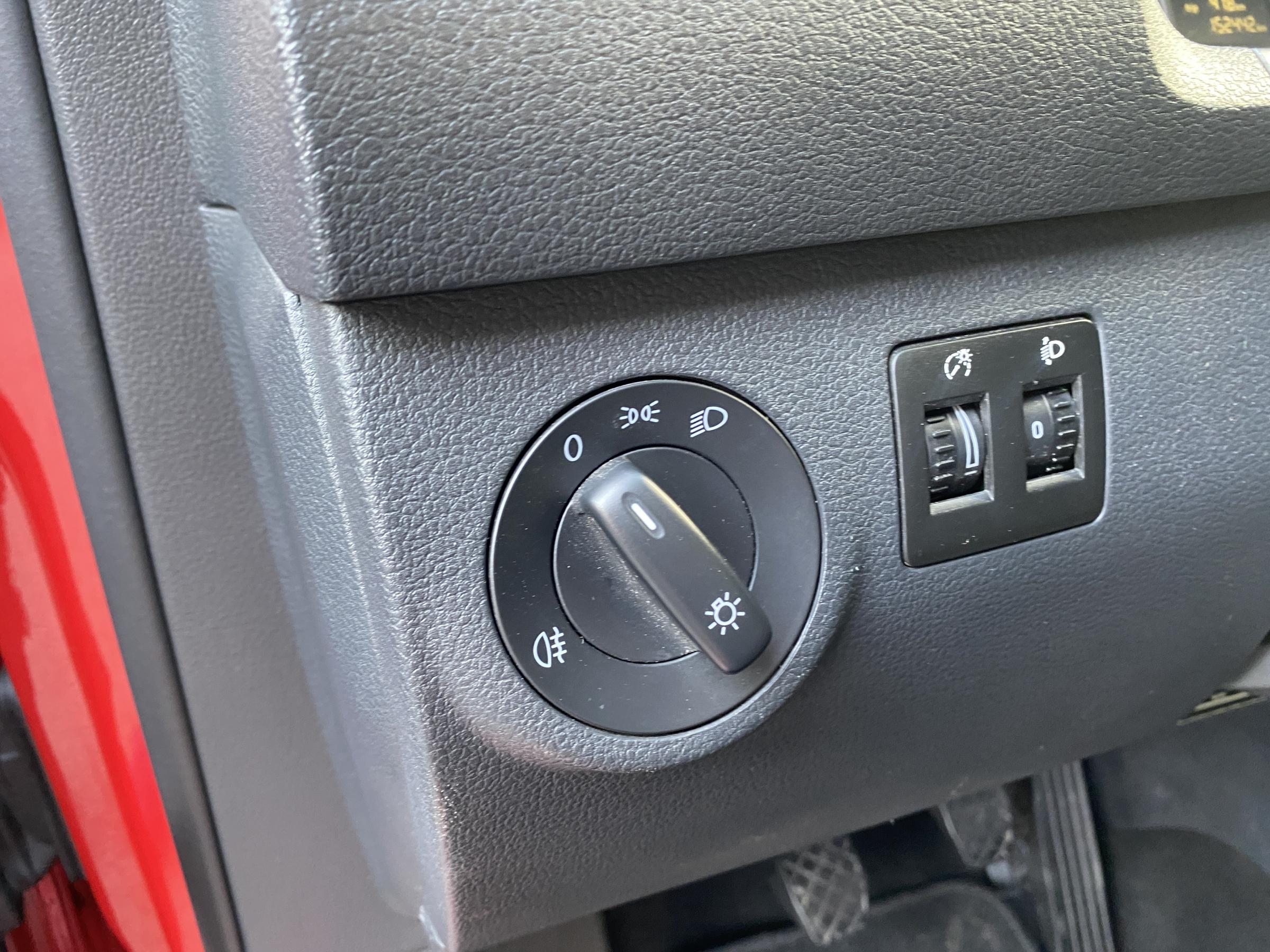 Volkswagen Caddy, 2016 - pohled č. 16