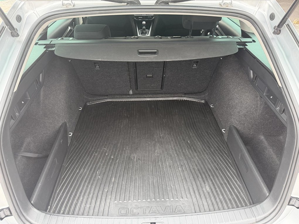 Škoda Octavia IV 1.5 TSi Style