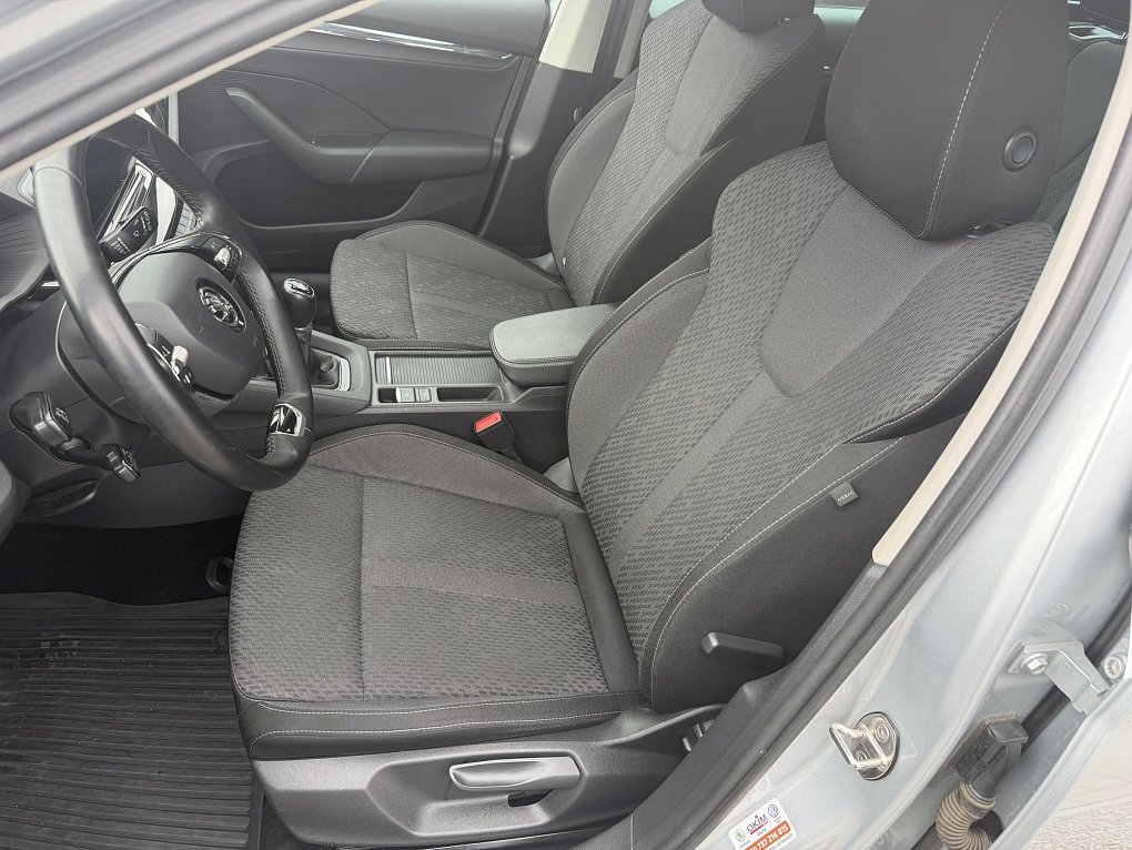 Škoda Octavia IV 1.5 TSi Style