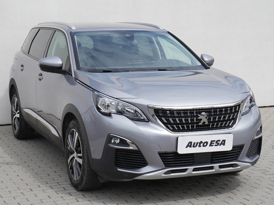 Peugeot 5008 1.2PT Allure