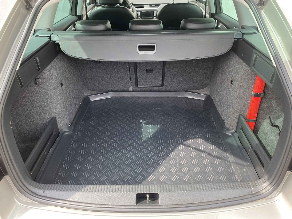 Škoda Octavia III 2.0 TDi Elegance