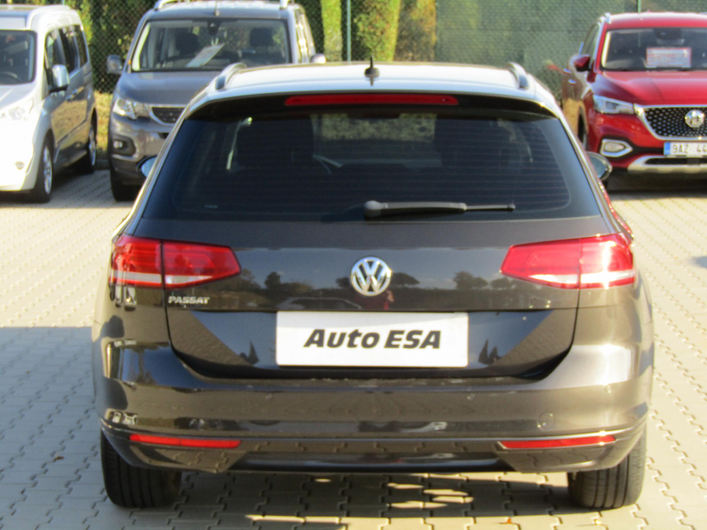 Volkswagen Passat, 2018 - pohled č. 5