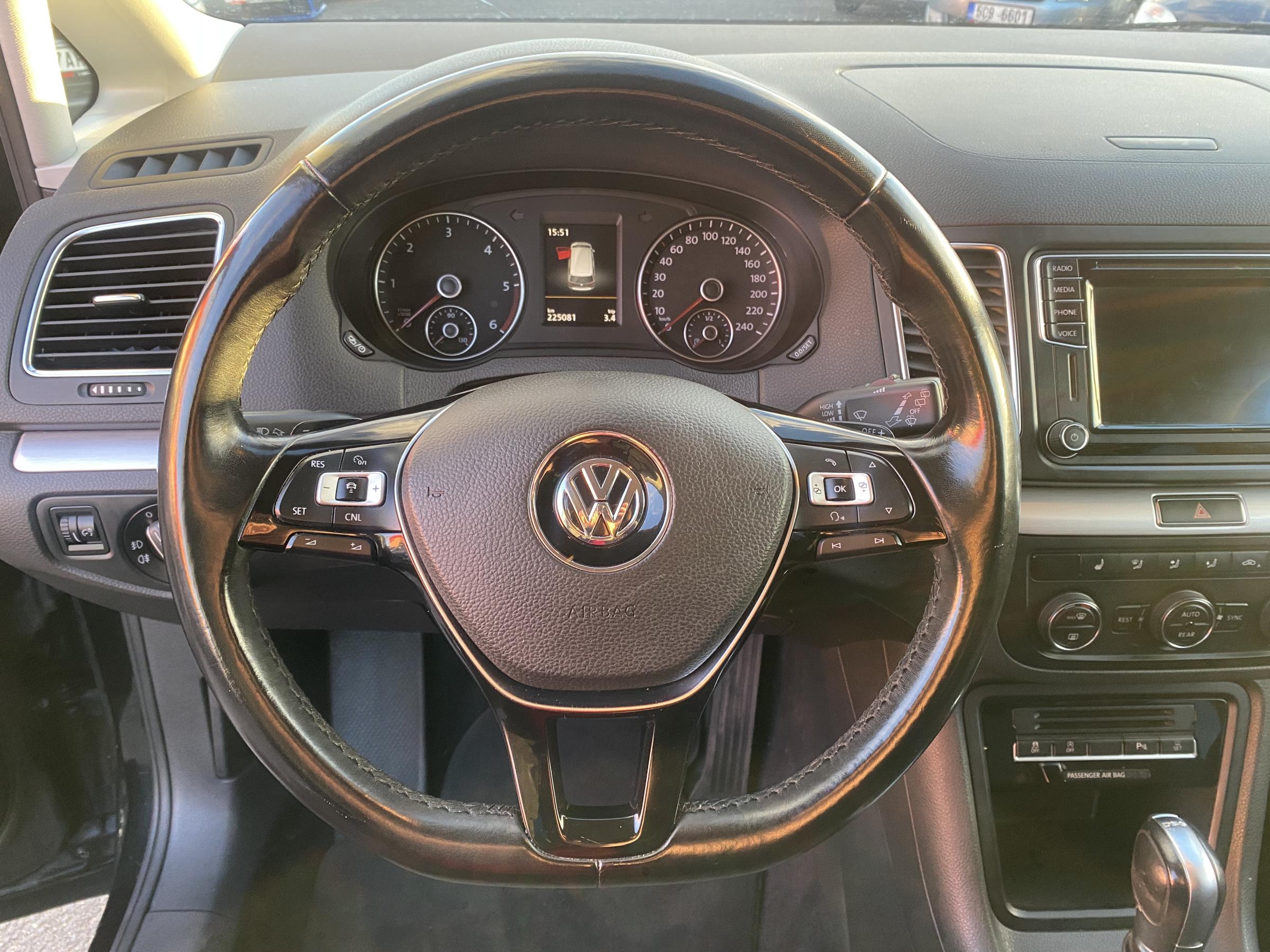 Volkswagen Sharan, 2015 - pohled č. 11