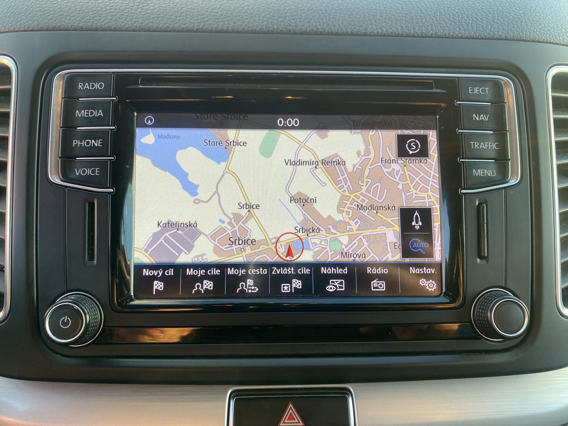 Volkswagen Sharan, 2015 - pohled č. 16