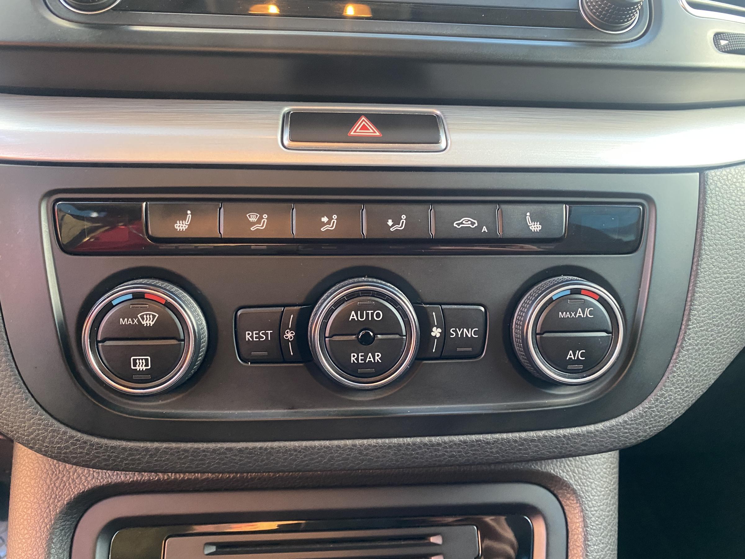 Volkswagen Sharan, 2015 - pohled č. 17