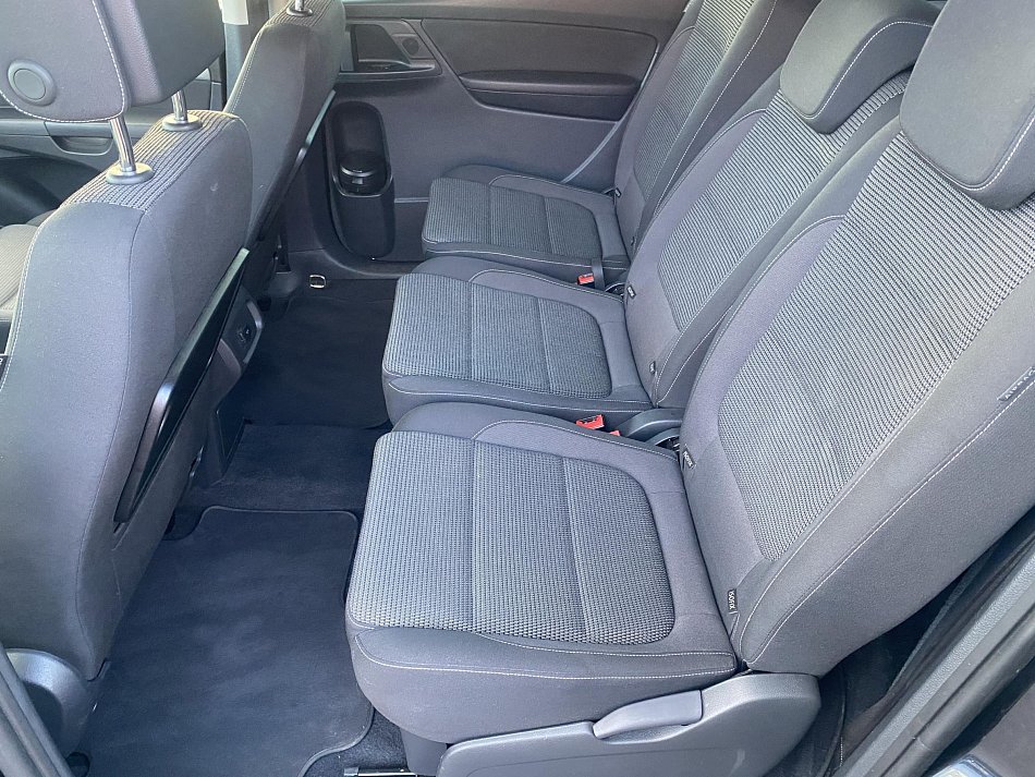 Volkswagen Sharan 2.0TDi 