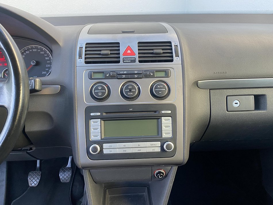 Volkswagen Touran 2.0 TDi Highline