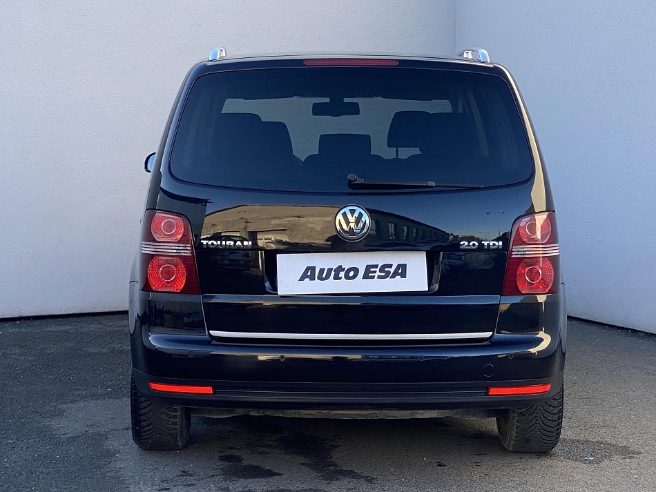 Volkswagen Touran 2.0 TDi Highline